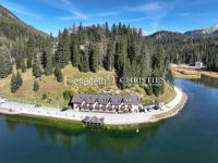 Palazzo / Stabile in vendita a Auronzo di Cadore(BL)