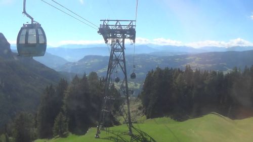 Discesa integrale cabinovia Leitner