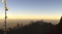 Vista panoramica baita Arneri 1625 m.