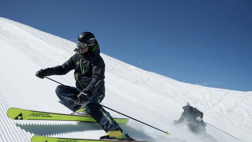 Il Fischer 4Matic Tour by Mercedes parte dalla Val Senales. 26 tappe per testare i nuovi The Curv