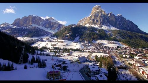 Metti un giro in drone sopra Corvara - Alta Badia