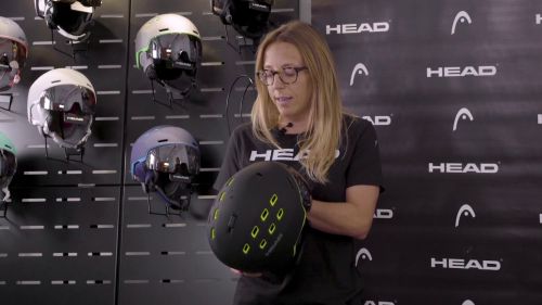 Casco con visiera integrata head radar - introduzione di camilla alfieri