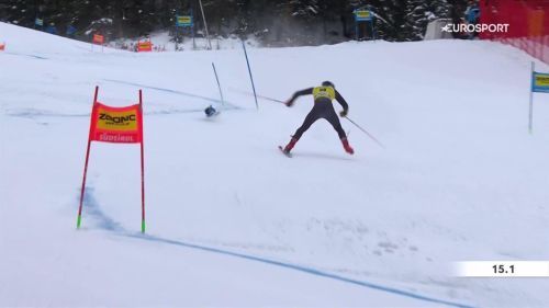 Vinatzer inforca nel gigante dell'alta badia: brutta botta, ma si rialza