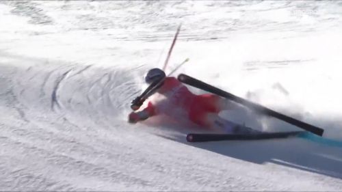 La caduta di marco odermatt nello slalom gigante di copper mountain, quando era ampiamente in testa nella prima manche, il vide