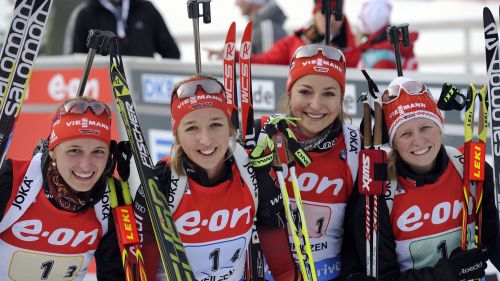 La Germania trionfa nella staffetta femminile di Hochfilzen dove l'Italia è quarta