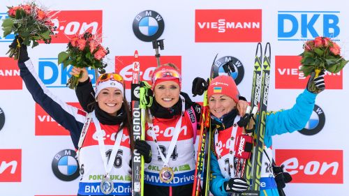 Dorothea Wierer, 2^, guida una storica tripla top ten per l'Italia nel giorno in cui Gabriela Soukalova risorge!