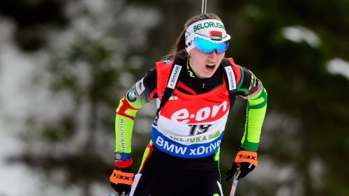 Darya Domracheva torna al successo, Mäkäräinen furiosa rimonta. Dorothea Wierer 4^