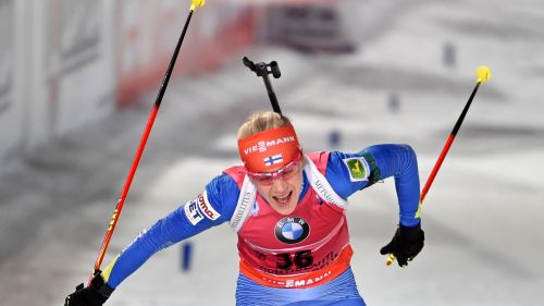 Kaisa Mäkäräinen vince la sprint di Khanty-Mansiysk e riapre la Coppa del Mondo. Wierer 5^, Oberhofer 7^