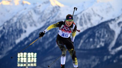 Kuzmina vince l'inseguimento, per la Sfera di cristallo Berger +5 punti su Mäkäräinen