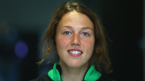 Laura Dahlmeier vince nello sci di fondo ed esordisce a Hochfilzen