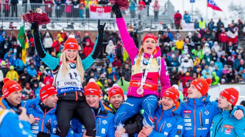 Gabriela Koukalova: 'Eva oggi è la mia eroina'. Erik Lesser: 'Che strano ultimo giro!'