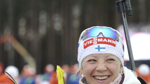 Kaisa Mäkäräinen vince la Coppa del Mondo femminile in una tesissima ultima gara