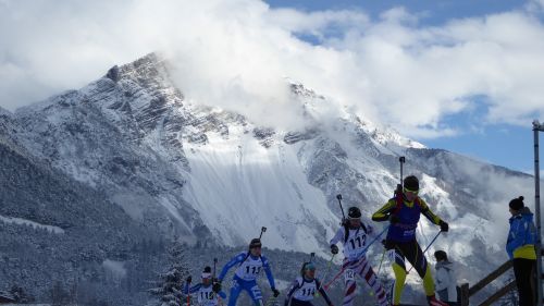 Primo contatto con la neve per gli ignorati junior dell'Italia del biathlon