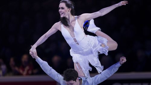 Yuzuru Hanyu e Virtue/Moir principali attrazioni del Finlandia Trophy