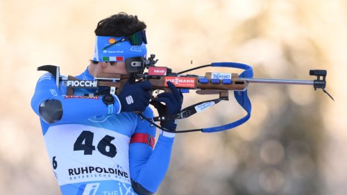 Giacomel con il pettorale blu per giocarsi il primato di miglior giovane, alle 15:15 il via della Sprint maschile di Oslo