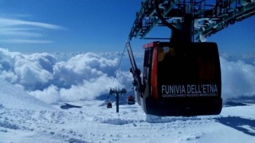 UltimaTv  Nuova Funivia dell'Etna. Sottoscritto accordo per la realizzazione