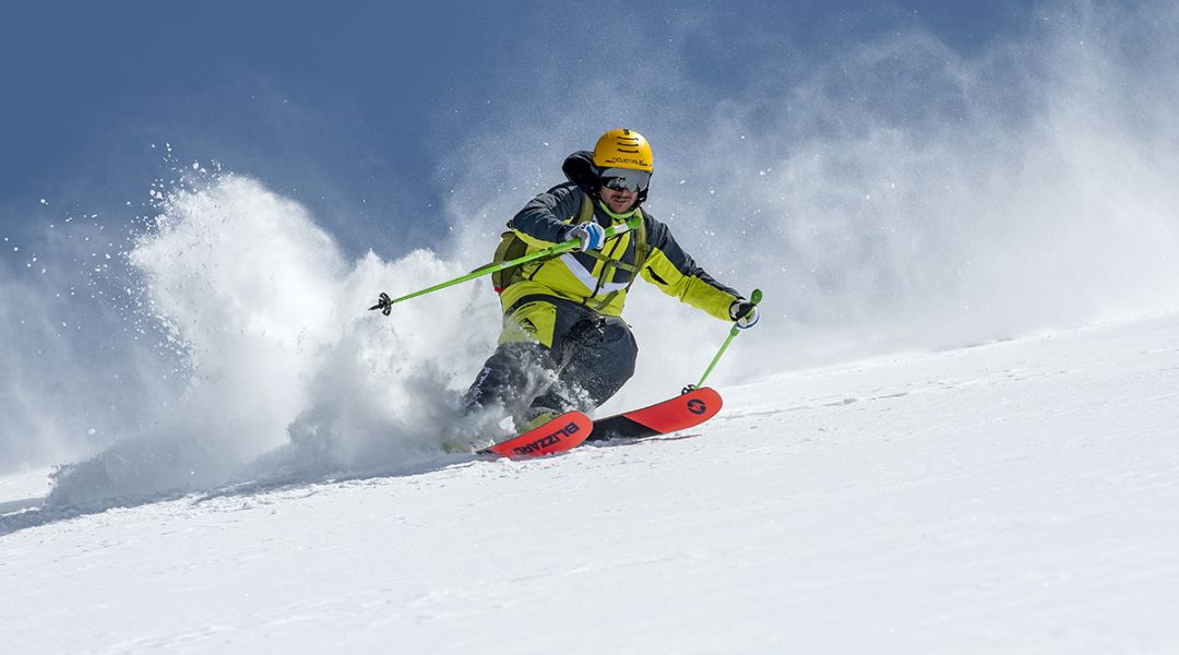 Alberto Sugliano al test di Blizzard Rustler 10 (2023)