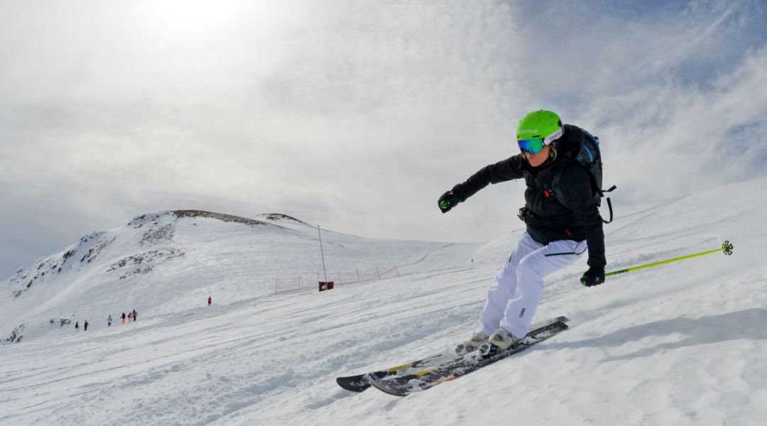 Lena Attorresi al test di Dynastar Legend X106 Konect (2018)