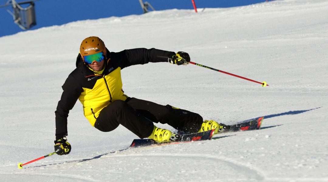 Alex Favaro al test di Fischer RC4 The Curv CB 171-178-185 (2018)